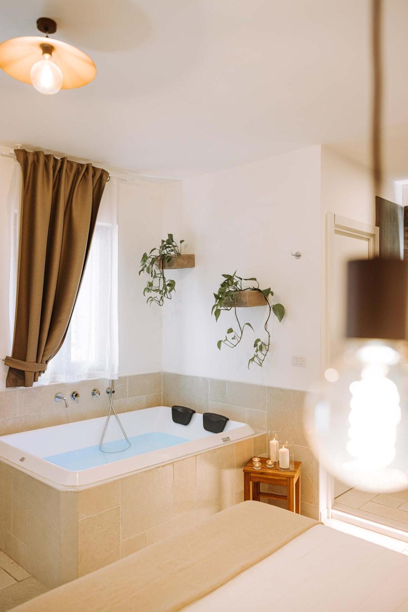 Dirium - Exclusive Rooms Монополи Екстериор снимка